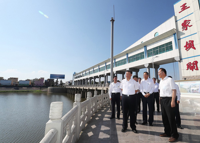 �羢��ӿ�����ϰ��ƽΪ���ٽ�����������ָ��ƫ��