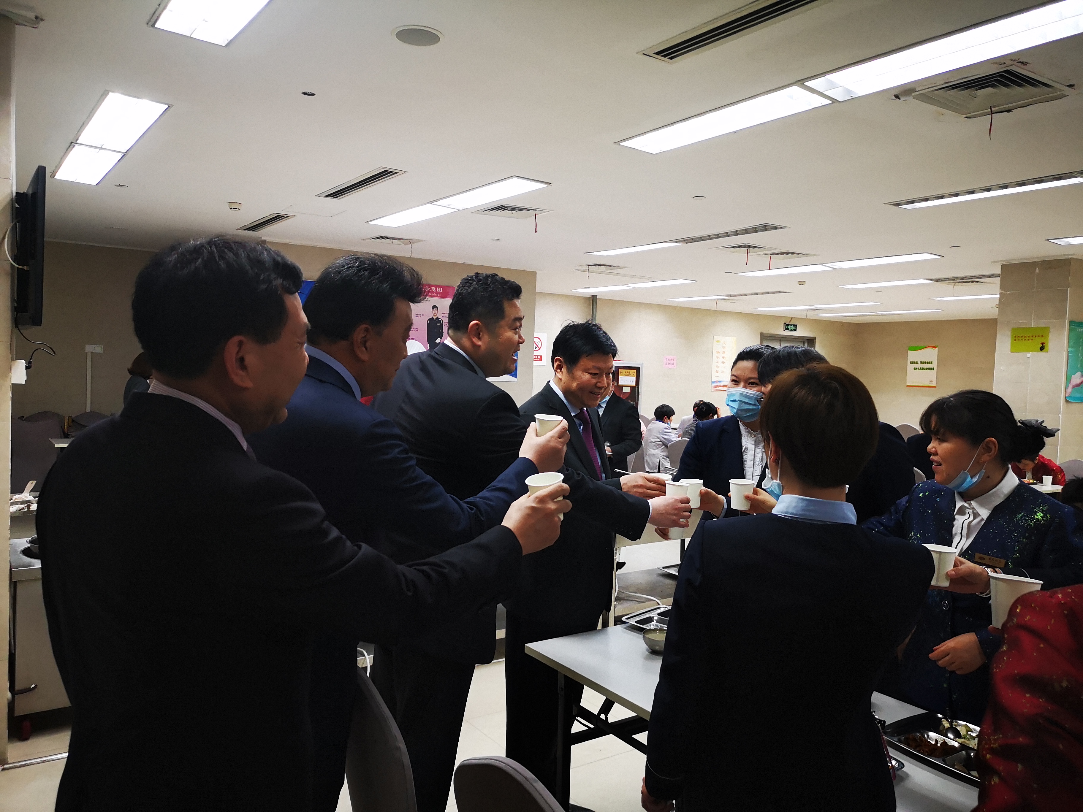 Z6��������ʱ���й������ٷ���վ