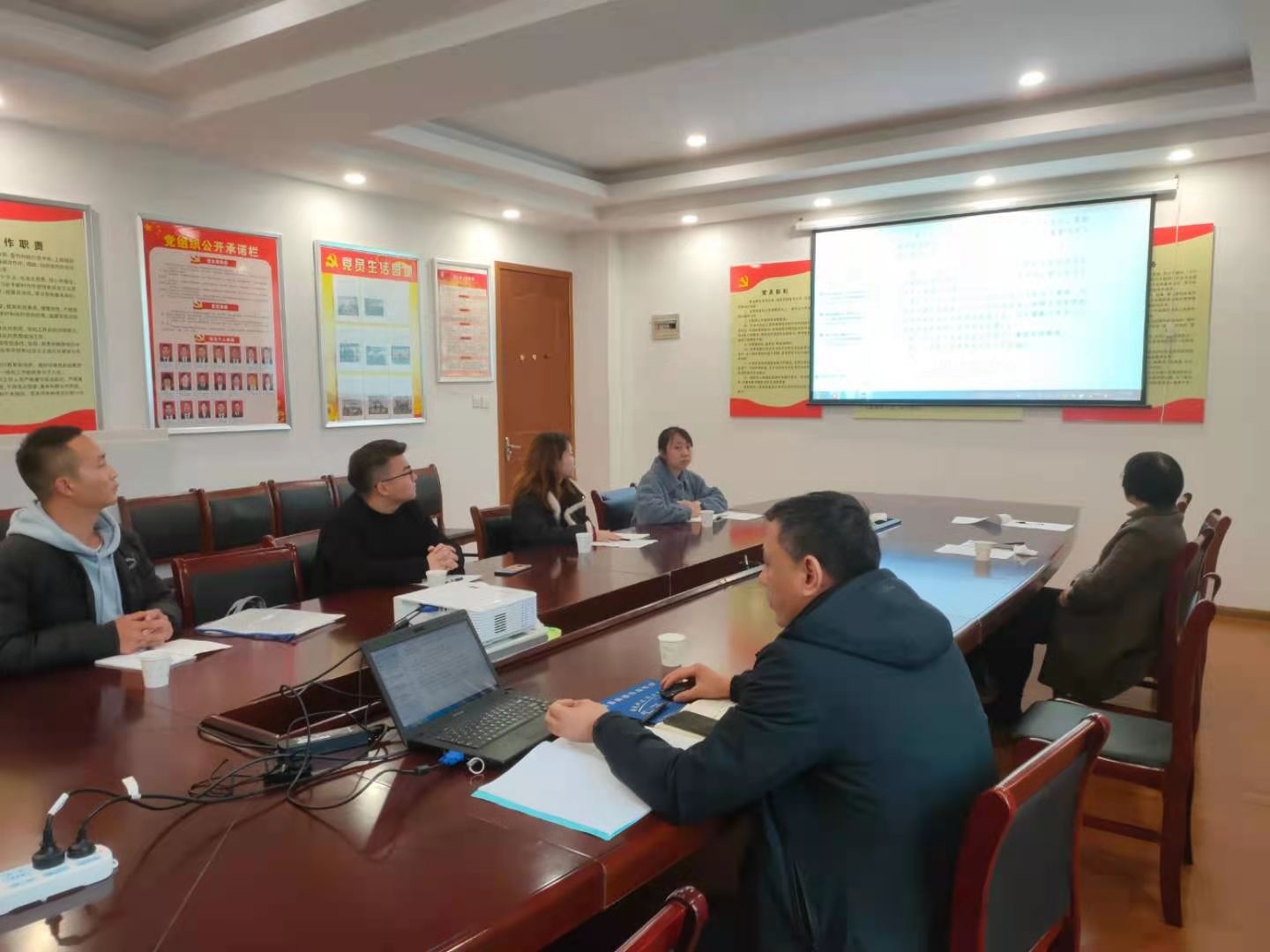 Z6��������ʱ���й������ٷ���վ