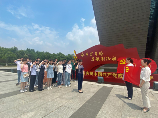 Z6��������ʱ���й������ٷ���վ