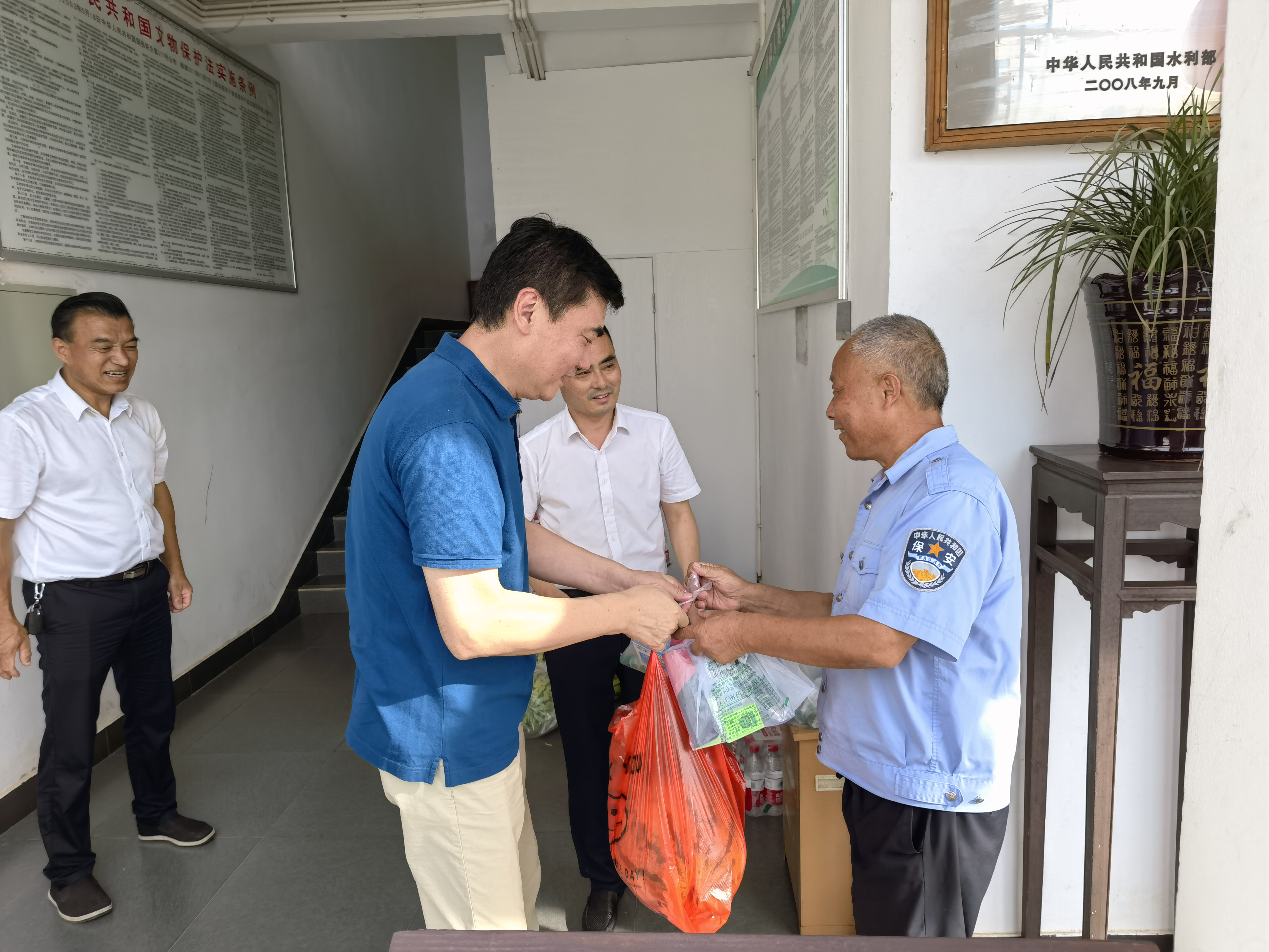 Z6��������ʱ���й������ٷ���վ