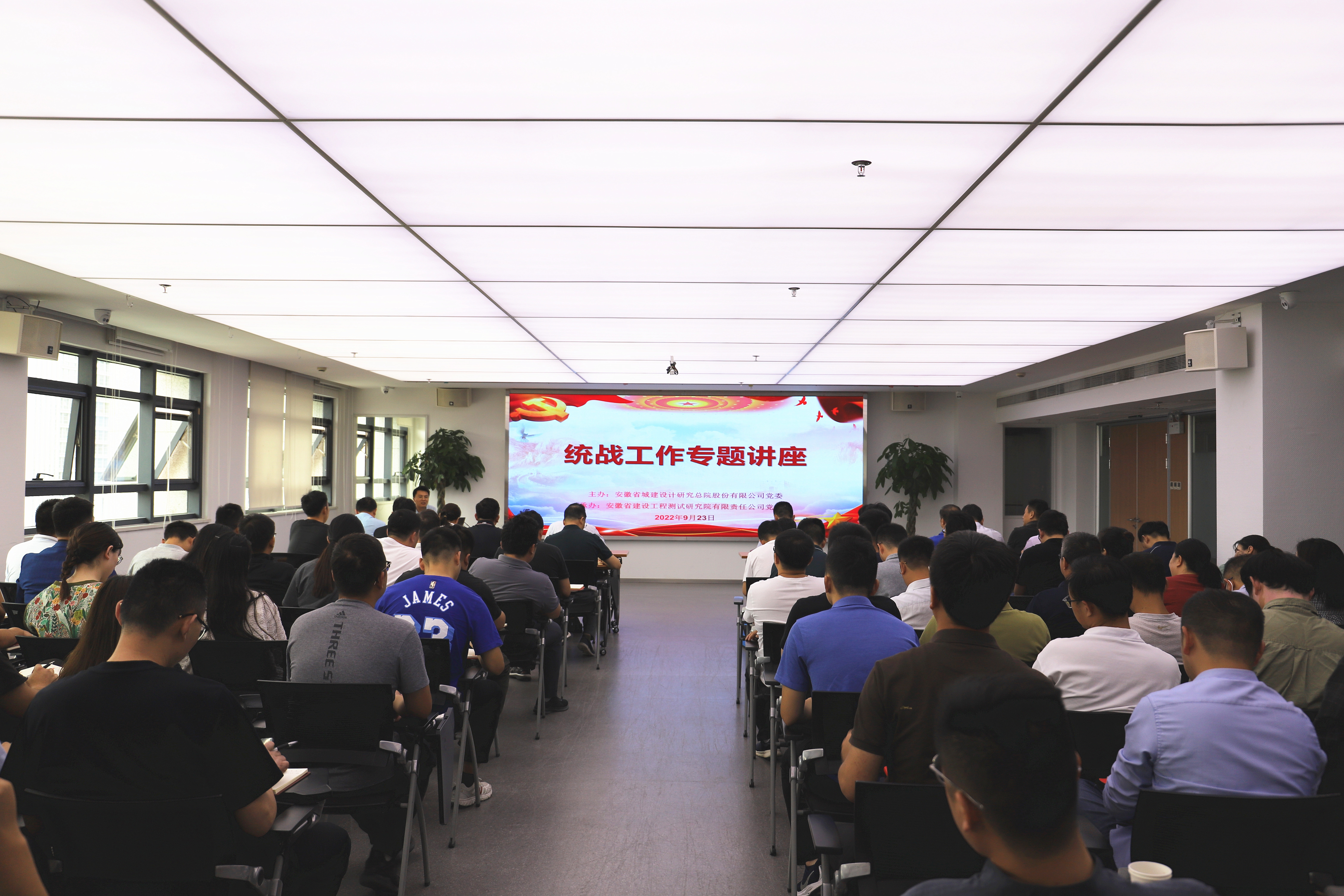 Z6��������ʱ���й������ٷ���վ