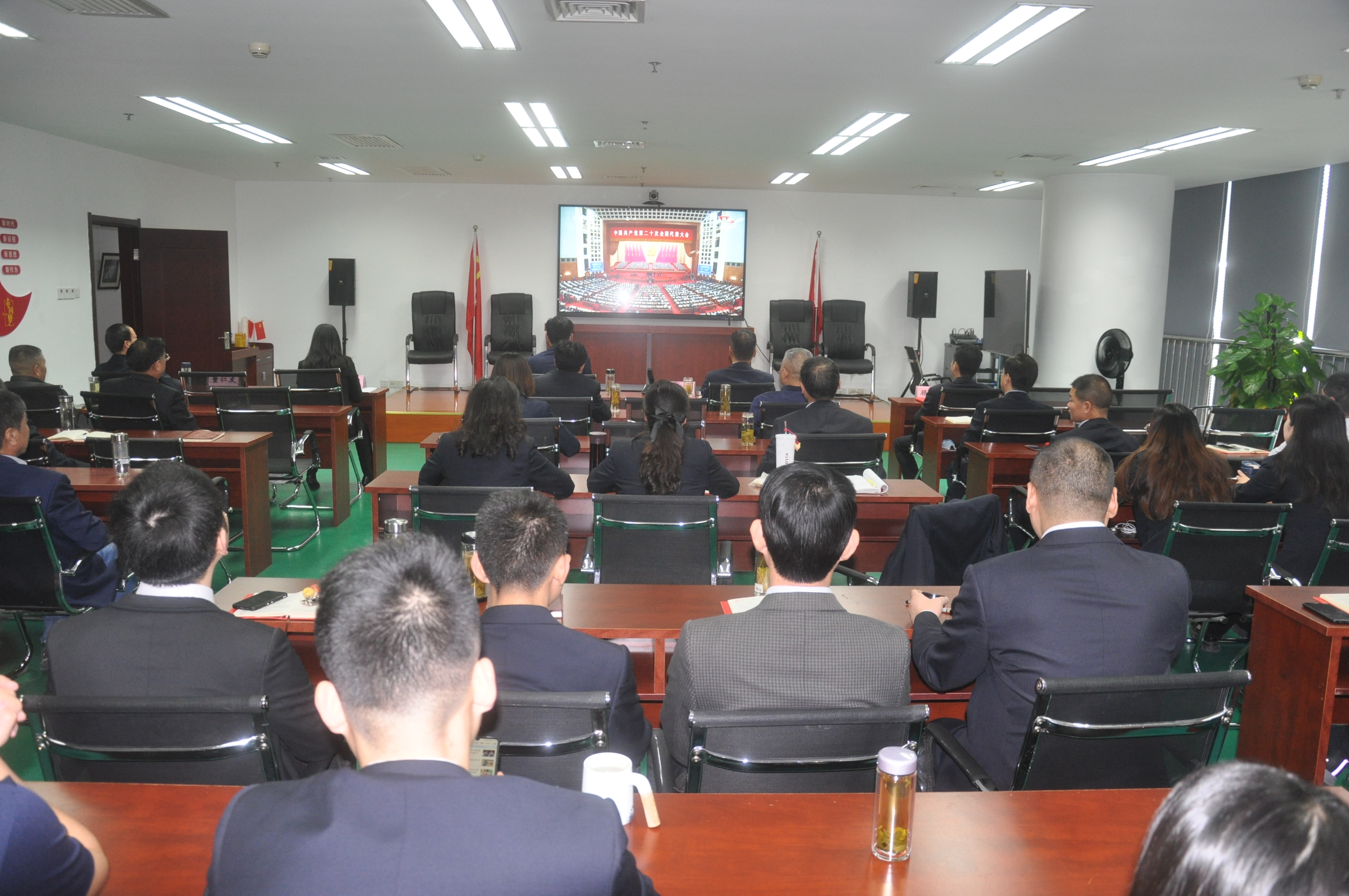 Z6��������ʱ���й������ٷ���վ