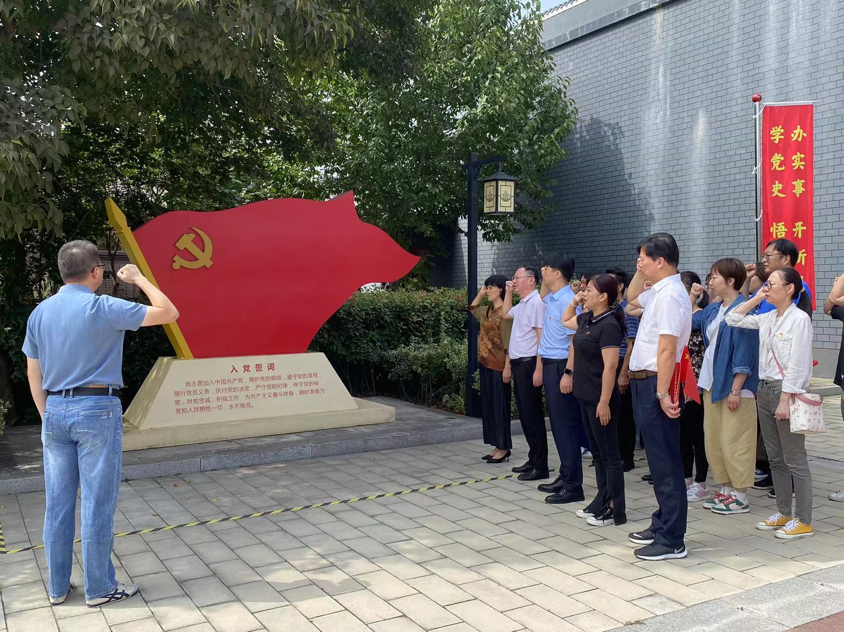 Z6��������ʱ���й������ٷ���վ