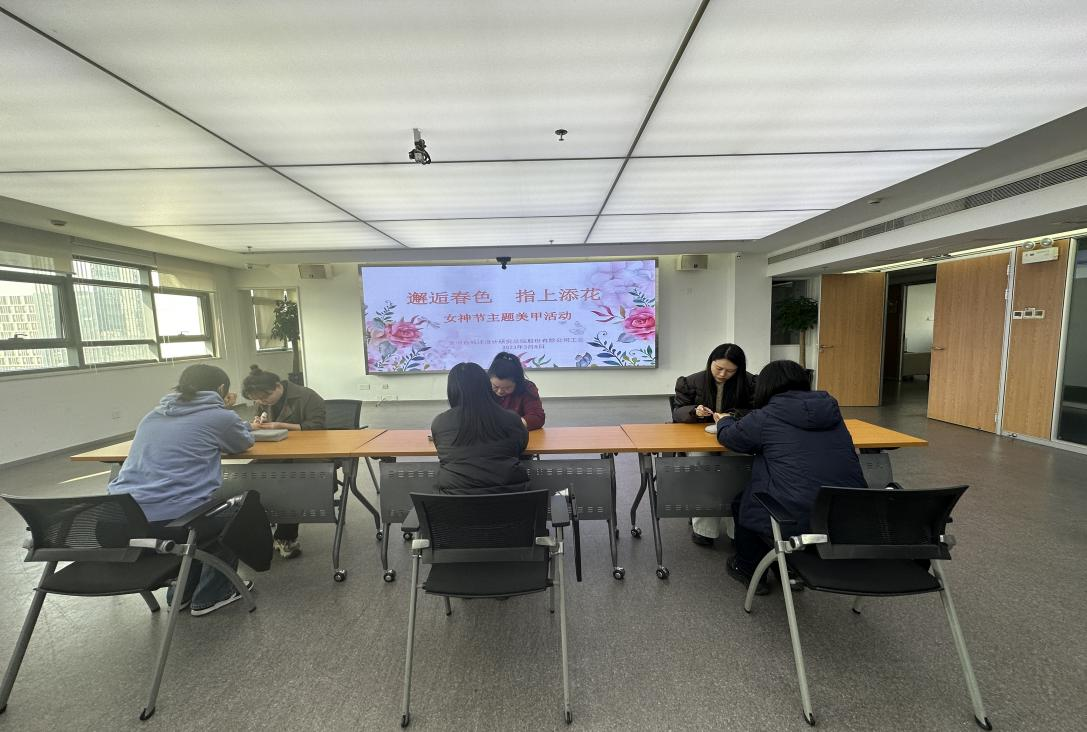 Z6��������ʱ���й������ٷ���վ