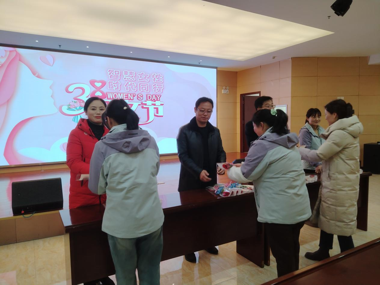 Z6��������ʱ���й������ٷ���վ