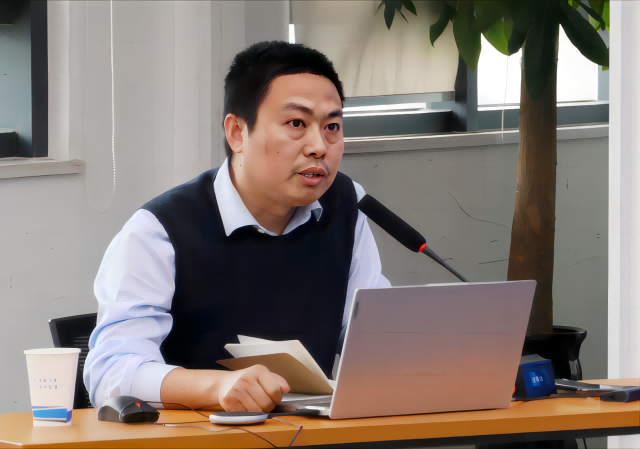 Z6��������ʱ���й������ٷ���վ