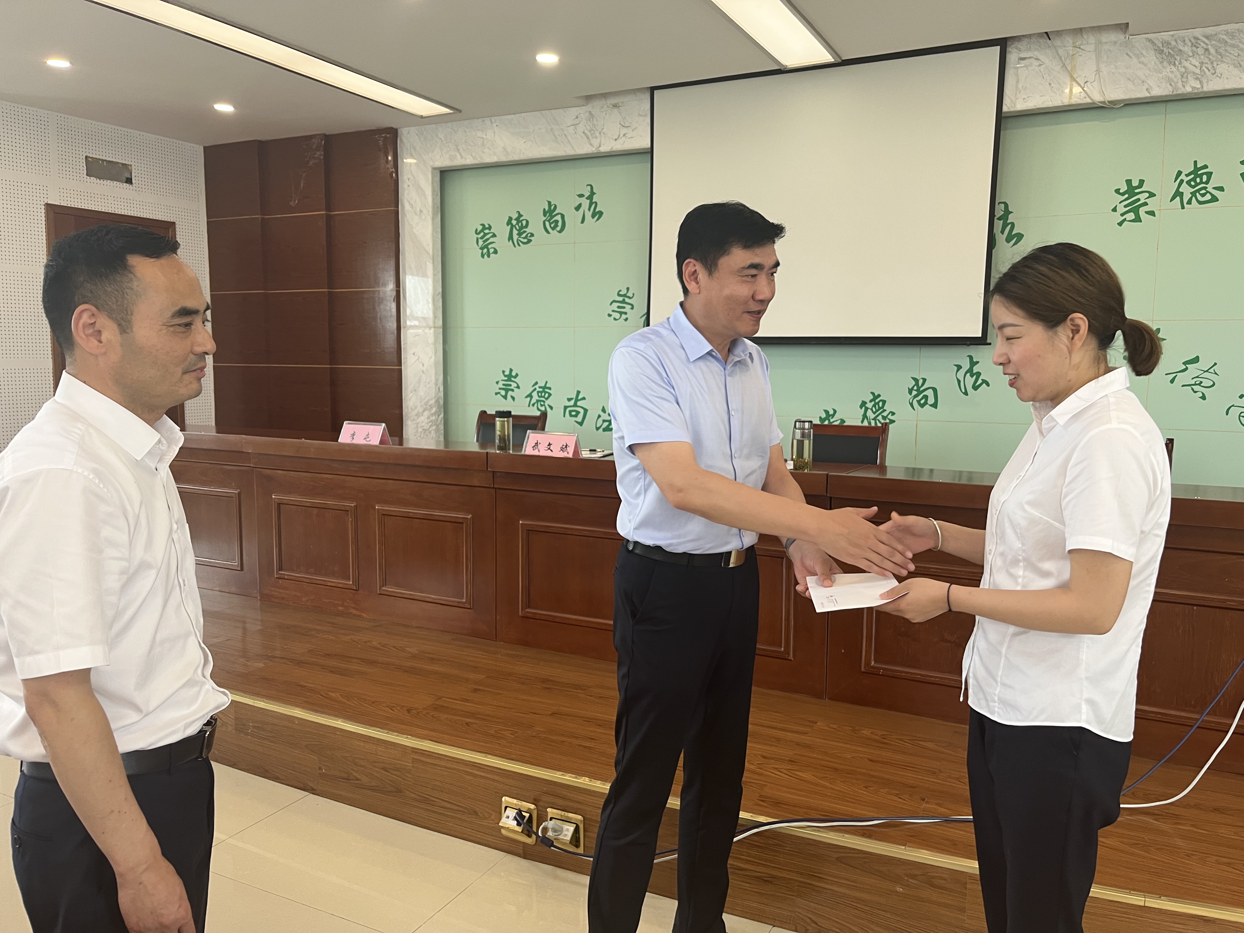 Z6��������ʱ���й������ٷ���վ