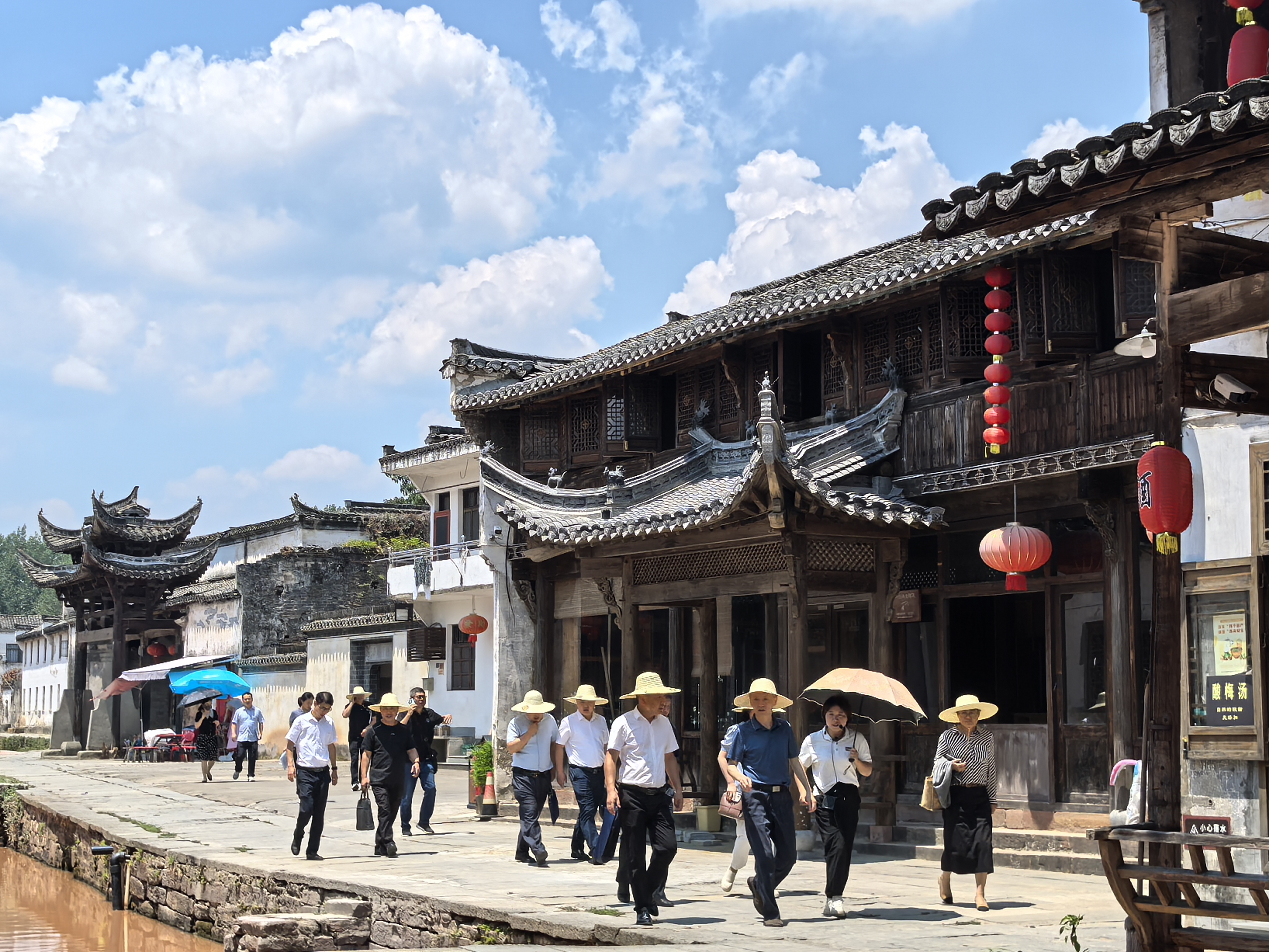 Z6��������ʱ���й������ٷ���վ