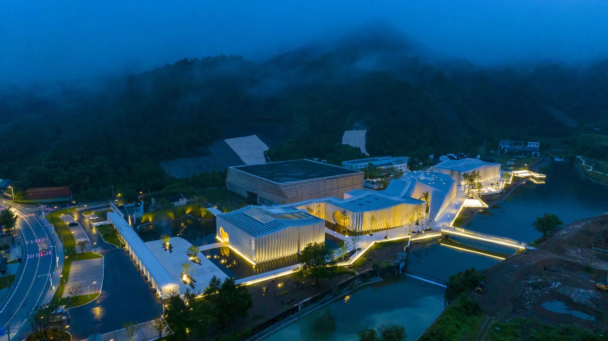 Z6��������ʱ���й������ٷ���վ