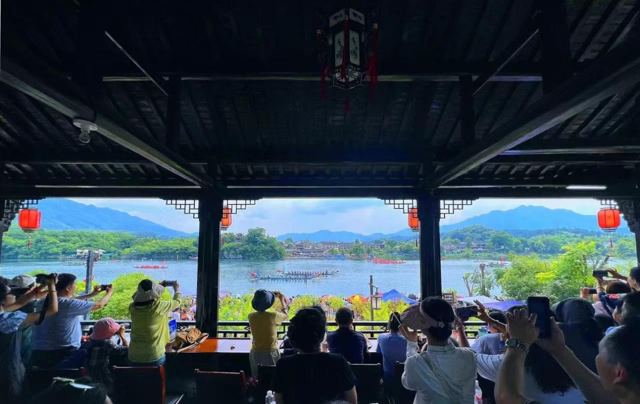 Z6��������ʱ���й������ٷ���վ